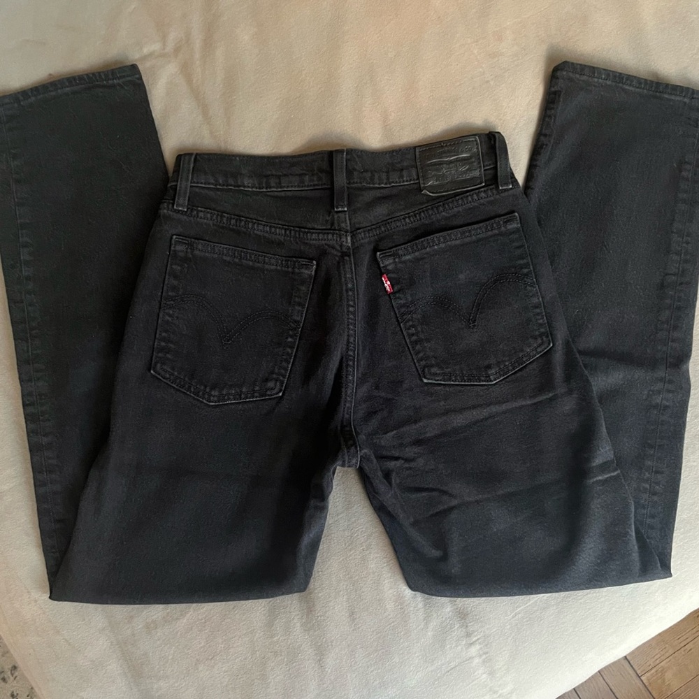 Levi’s Wedgie Straight Jeans — Black